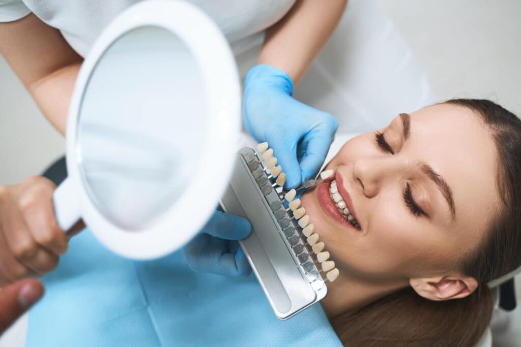 Dental veneers in Vacaville. Bosler Implant and Cosmetic Dentistry offers oral surgery, teeth whitening, and more in CA Call:707-440-3366